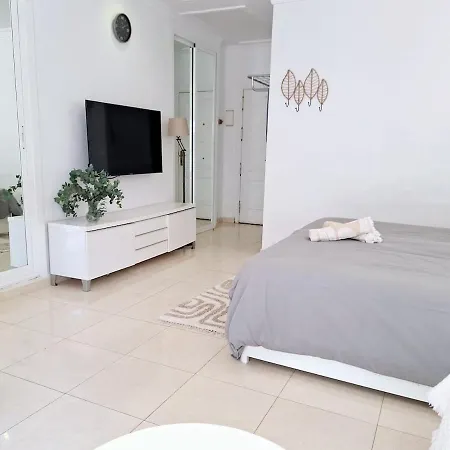 Apartment In Center *